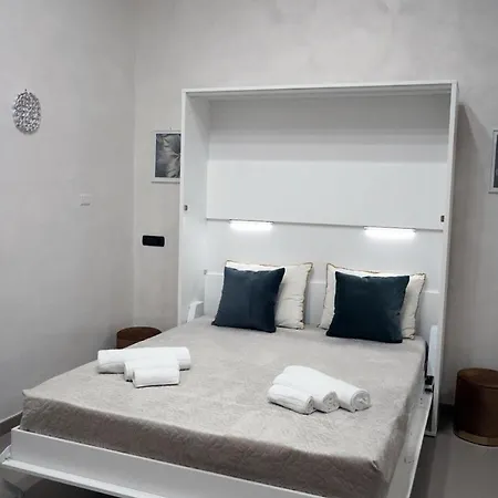 Apartment House Regina *