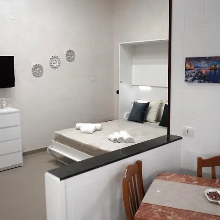 Apartment House Regina *